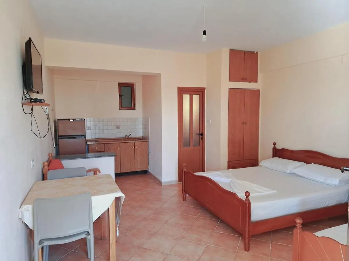 Rhea Room Химара